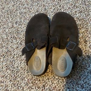 Brown suede clogs—Birkenstock dupe
